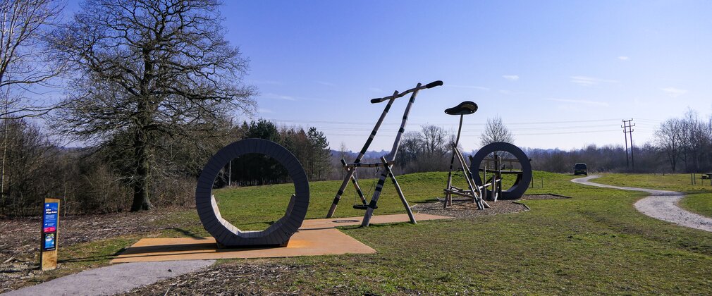 Play element of Pedla and play (a giant bike!)