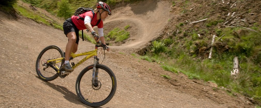 Female mountain biker Gisburn, Hully Gully